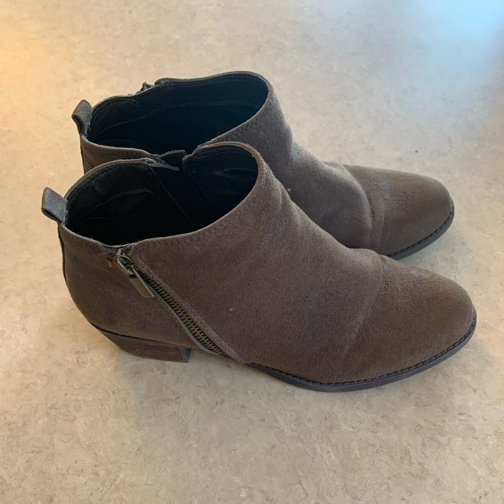 Brown ankle boot